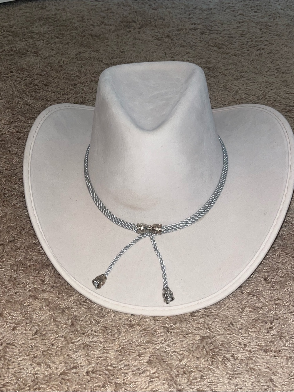Women's White Western Cowboy Hat with Silver Braided Accent